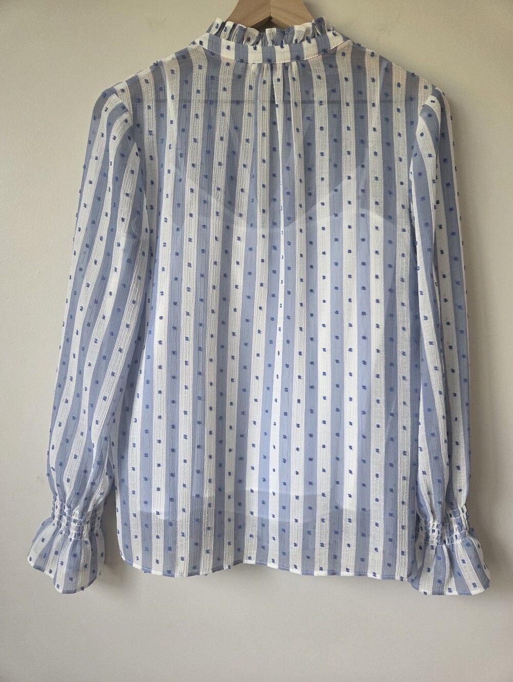 Boden Edith Blouse Blue White Stripe Ruffle Neck Womens Size 6 - Picture 3 of 10